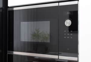 Microwave oven touch control panel with countdown timer display